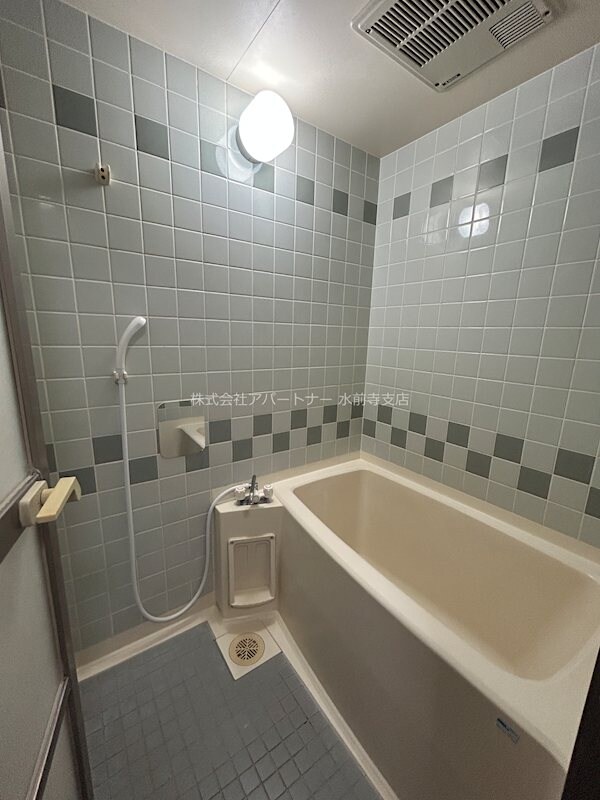 風呂画像(バストイレ別で、使い勝手が良いです！)