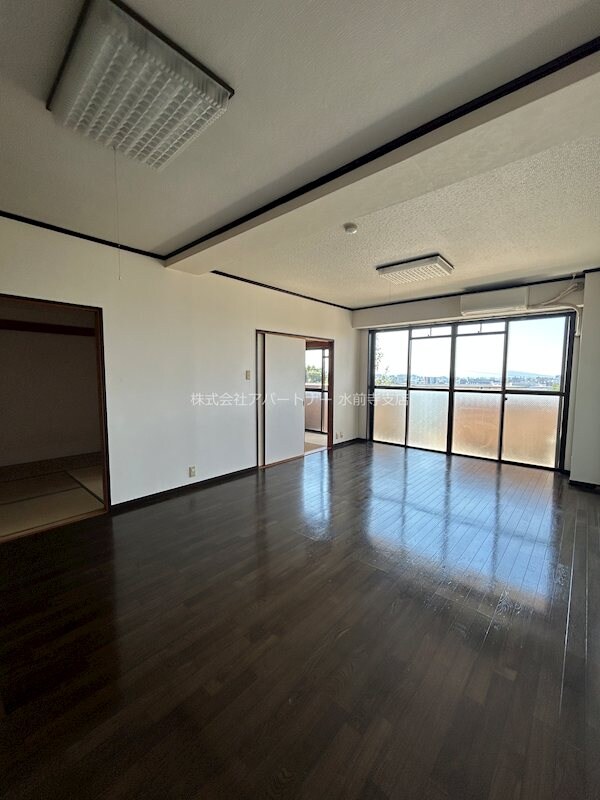 リビング(陽当り良好です！)