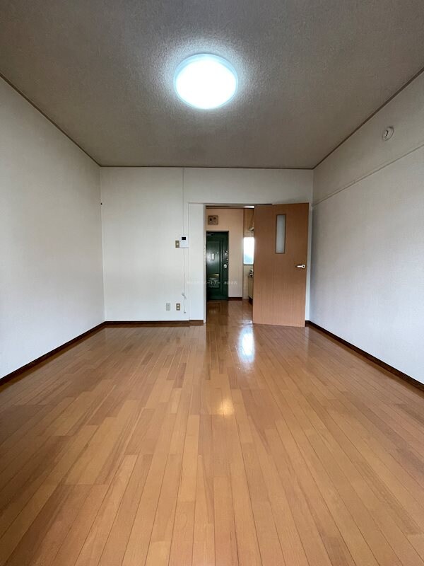 その他(広々の洋室！)