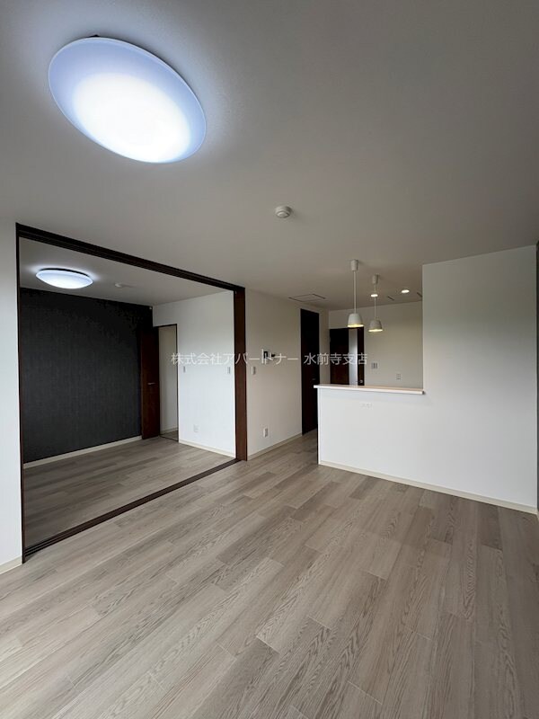 物件内観写真5　(人気のカウンターキッチン！)