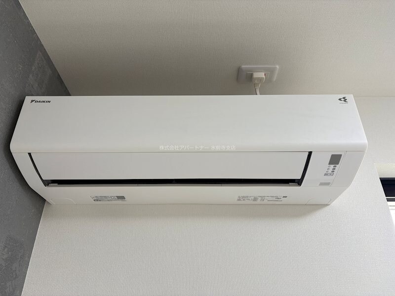 物件内観写真14　(エアコンは2台付いています！)