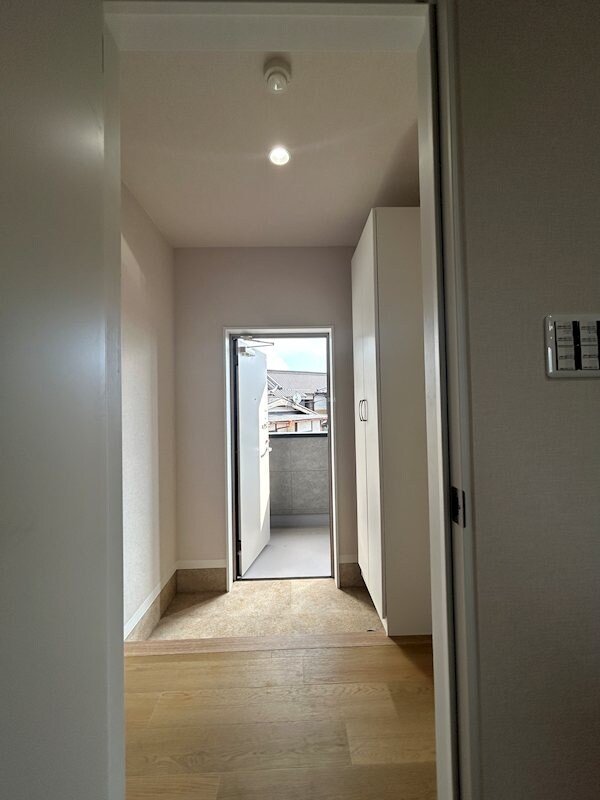 物件内観写真16　(玄関スペースも広々！)