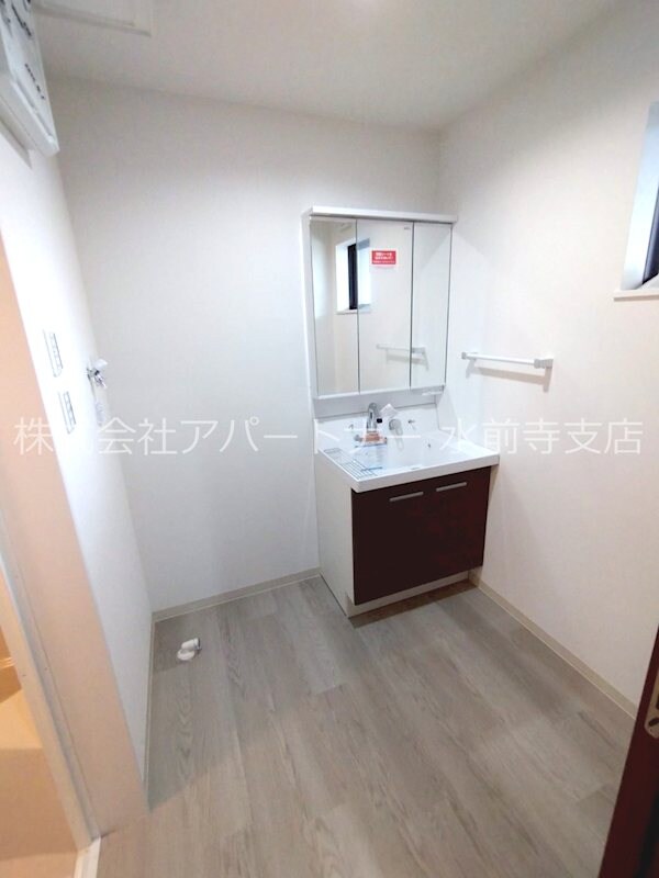 物件内観写真27　(脱衣所スペースも広々！)