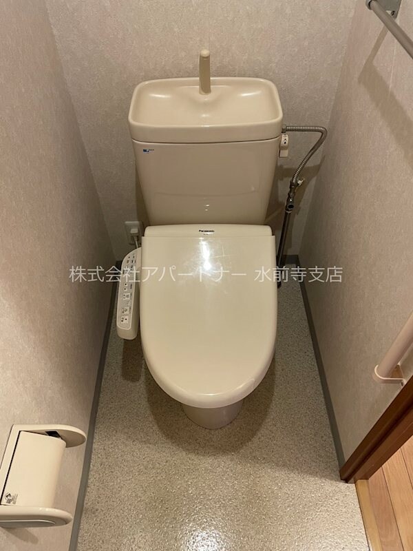 トイレ(綺麗な温水便座となっております♪)