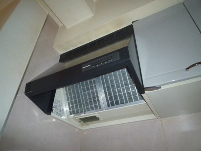 その他(キッチンの上に換気扇もついております！)