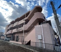 レジデンス優２長嶺南の外観写真