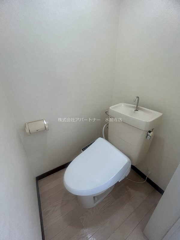 物件内観写真12　(バストイレ別で使いやすいです！)