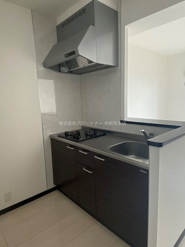 物件内観写真4　(2口ガスコンロ付き！※イメージ)