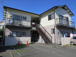 石井ハイツ外観写真