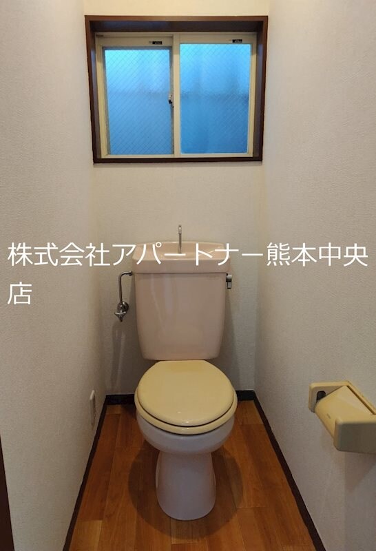 物件内観写真4　(バストイレ別です)