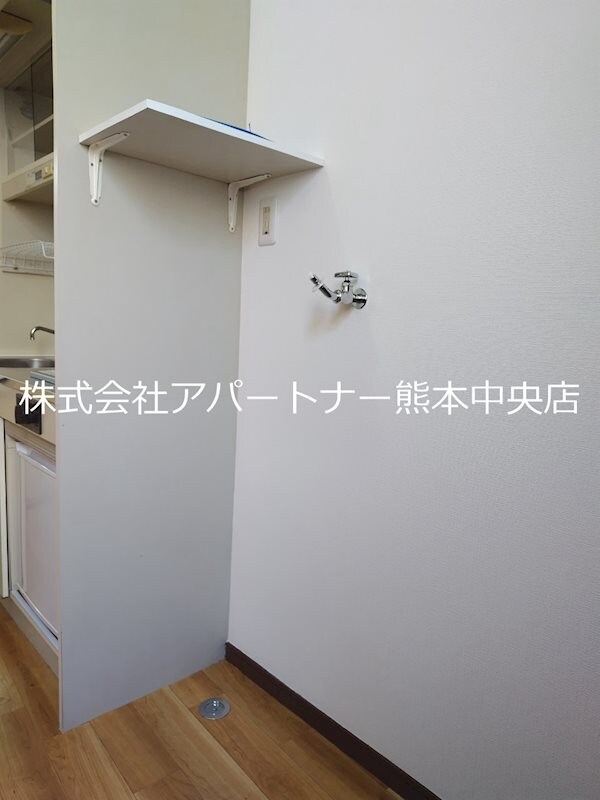 物件内観写真15　(室内洗濯機置場)