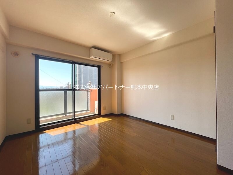 物件内観写真5　(日当たり良好。)