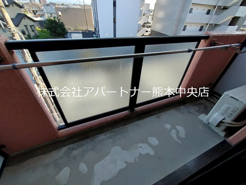 物件内観写真9　(南向き、日当たり良好)