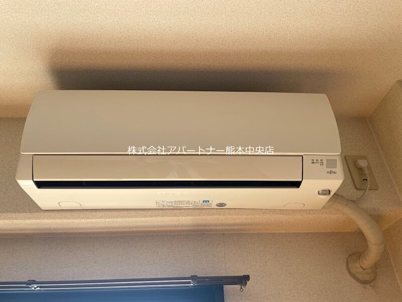 物件内観写真14　(エアコン完備)