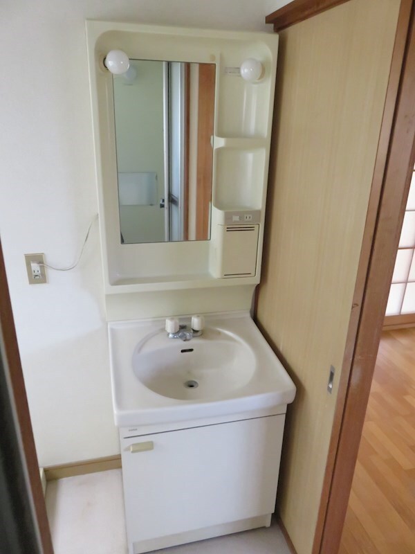 洗面所(※別部屋になります)