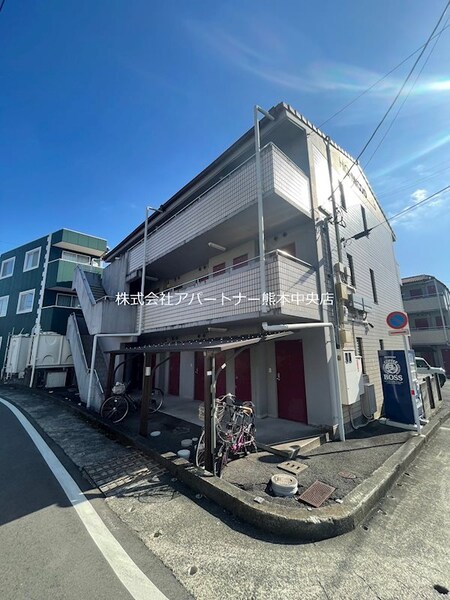 ハイウッド島崎B外観写真