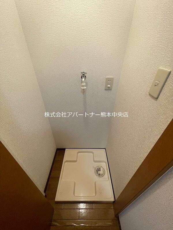 物件内観写真13　(室内洗濯機置き場☆戸が付いています☆)