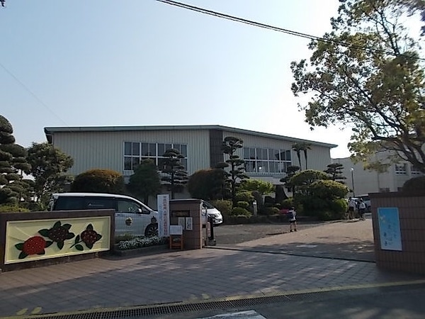 その他(北部東小学校まで1600m)