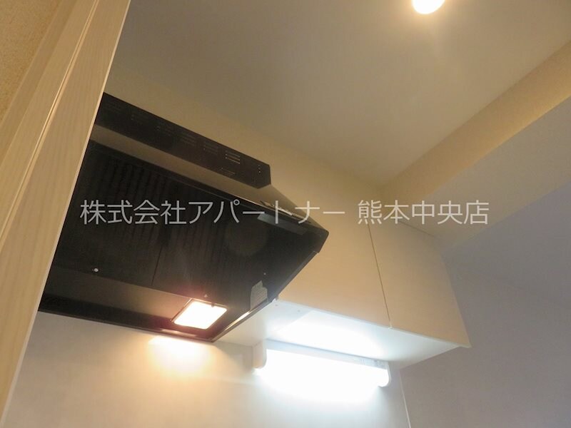 物件内観写真17　(明るいキッチン空間となっております☆)