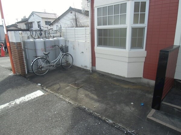 その他(駐輪場です。)