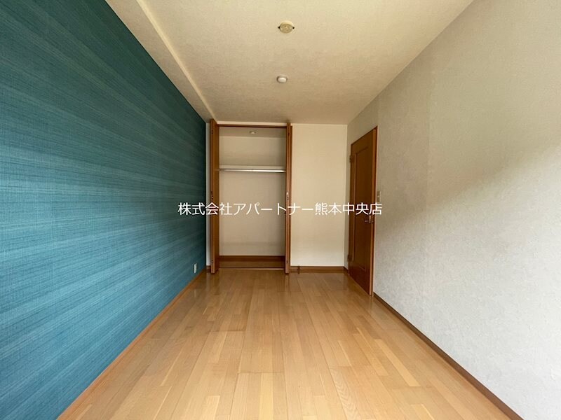 物件内観写真6　(充実の広さです。)