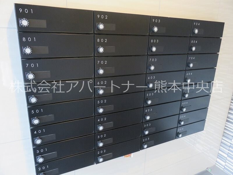 物件内観写真25　(安心のダイヤル式の集合郵便受け☆)