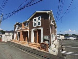 パインヒルズＡ外観写真