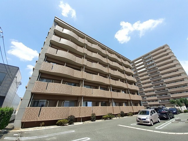 レルベ保田窪の物件外観写真