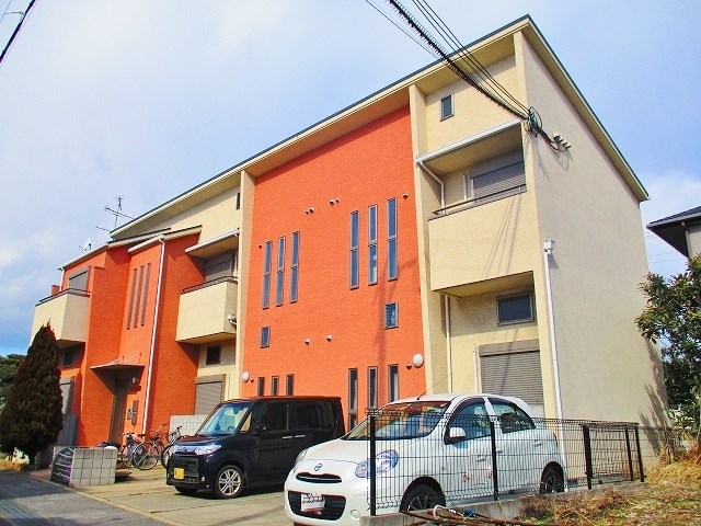 W-RENT OKADA