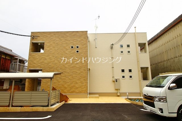メゾン　ボヌール　日新