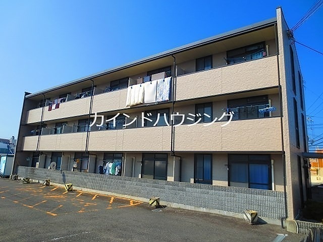 レオパレス二色の浜A・B