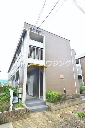 レオパレスPista B棟外観写真