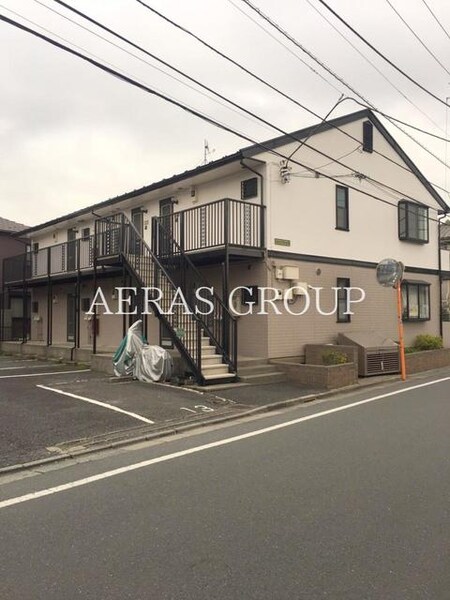 シャン・ド・フレールB外観写真
