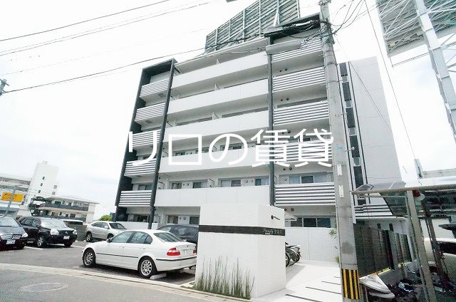 プロニティ空港前