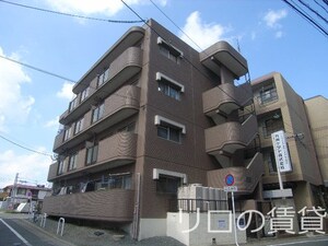 アドバンス箱崎外観写真