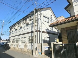 ロイヤルハイツ外観写真