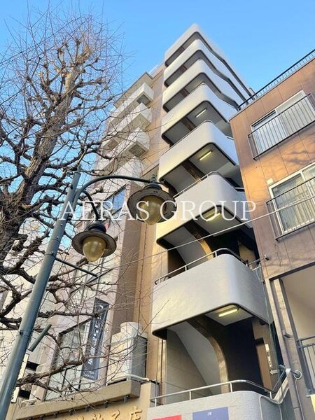 三鷹北口共同ビル外観写真
