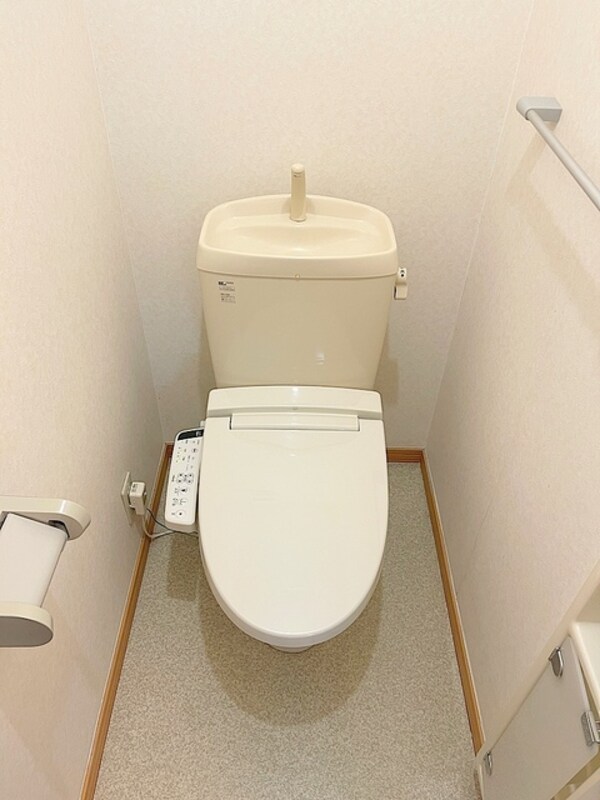 トイレ(同間取り参考写真)