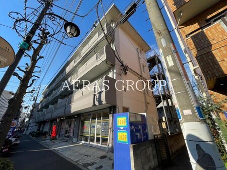 ユーアイビル外観写真