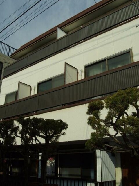 サンファミールハイツの物件外観写真