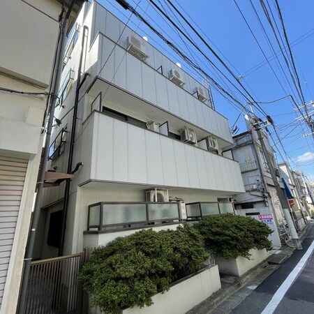 バローネ湯沢外観写真