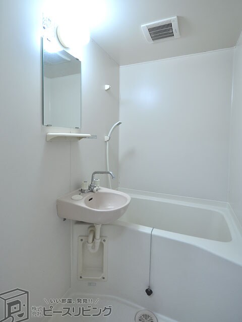 物件内観写真7　(グランディール矢三D ※同タイプの室内写真です)