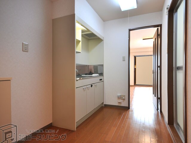 物件内観写真11　(グランディール矢三D ※同タイプの室内写真です)