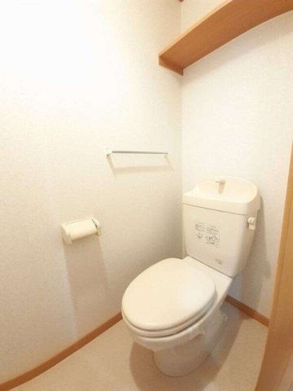 トイレ(清潔感のあるトイレです)