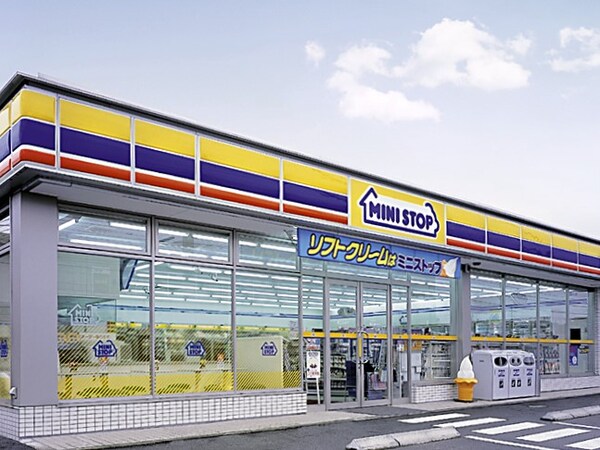 周辺環境(ミニストップ徳島川内町榎瀬店 381m)