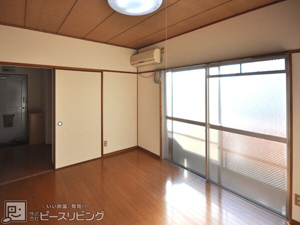 居室(原コーポ ※同タイプの室内写真です)