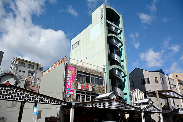 アゲインビル