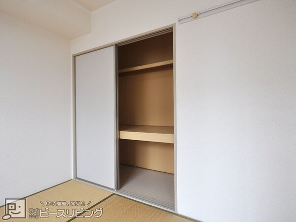 建物設備(和室押入れ)