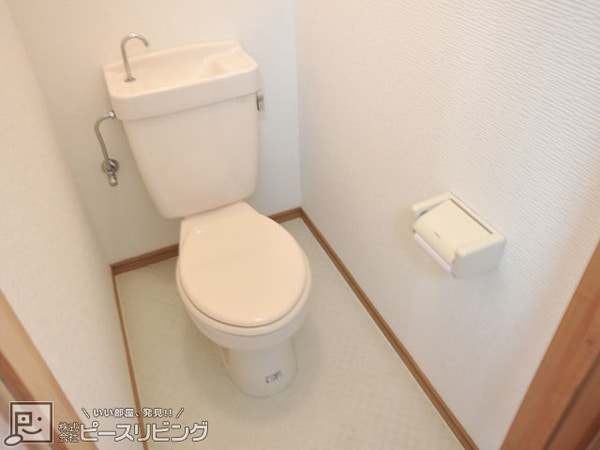 トイレ(ハイツしらゆり ※同タイプの室内写真です。)