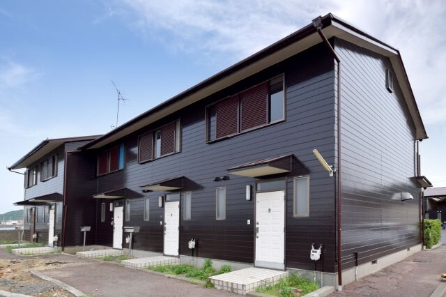 物件外観写真1　(リバータウン明神)